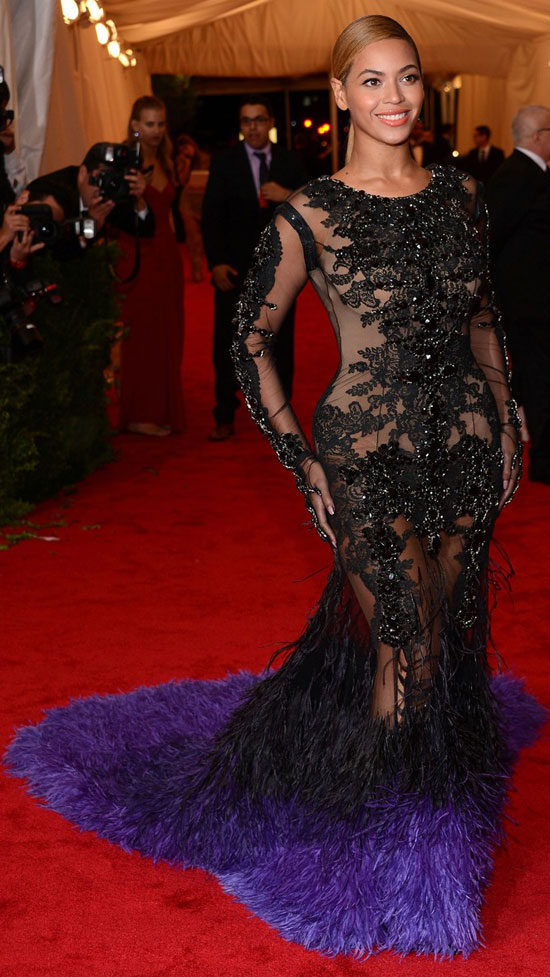 Beyonce in Givenchy black dress for Met Ball 2012