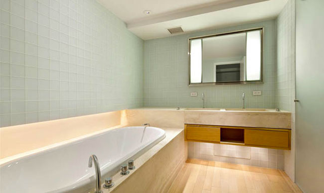 Karl Lagerfeld s home New York Apartment bathroom