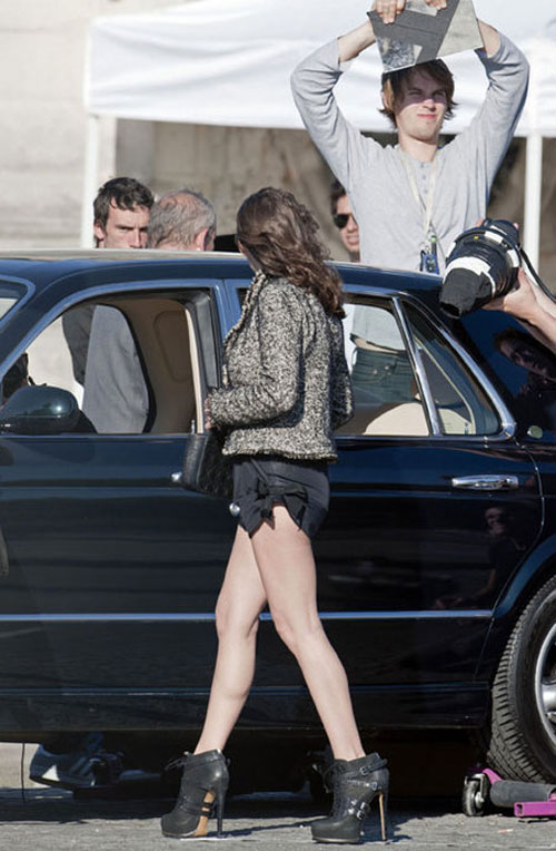 Marion Cotillard wearing shorts in Paris