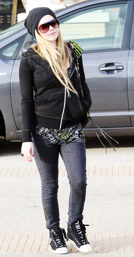 Avril Lavigne Abbey Dawn Chanel sneakers