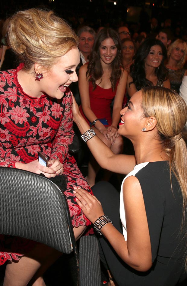 Beyonce and Adele talking 2013 Grammy Awards
