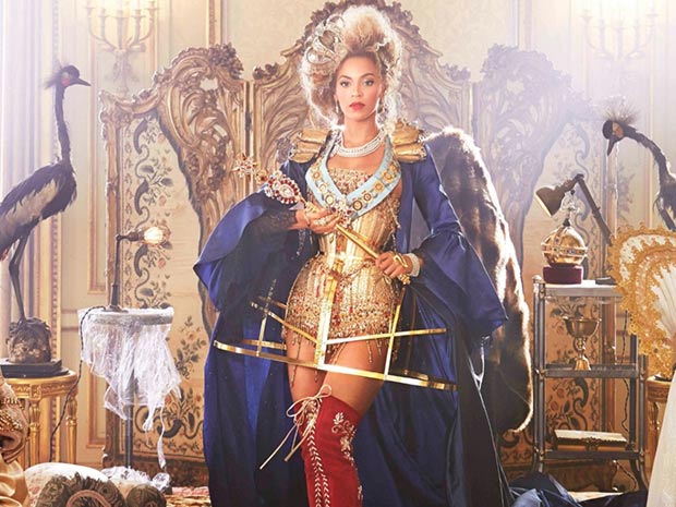 Beyonce Mrs Carter Queen Promo Material