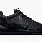 black mesh sneakers Nike Roshe One