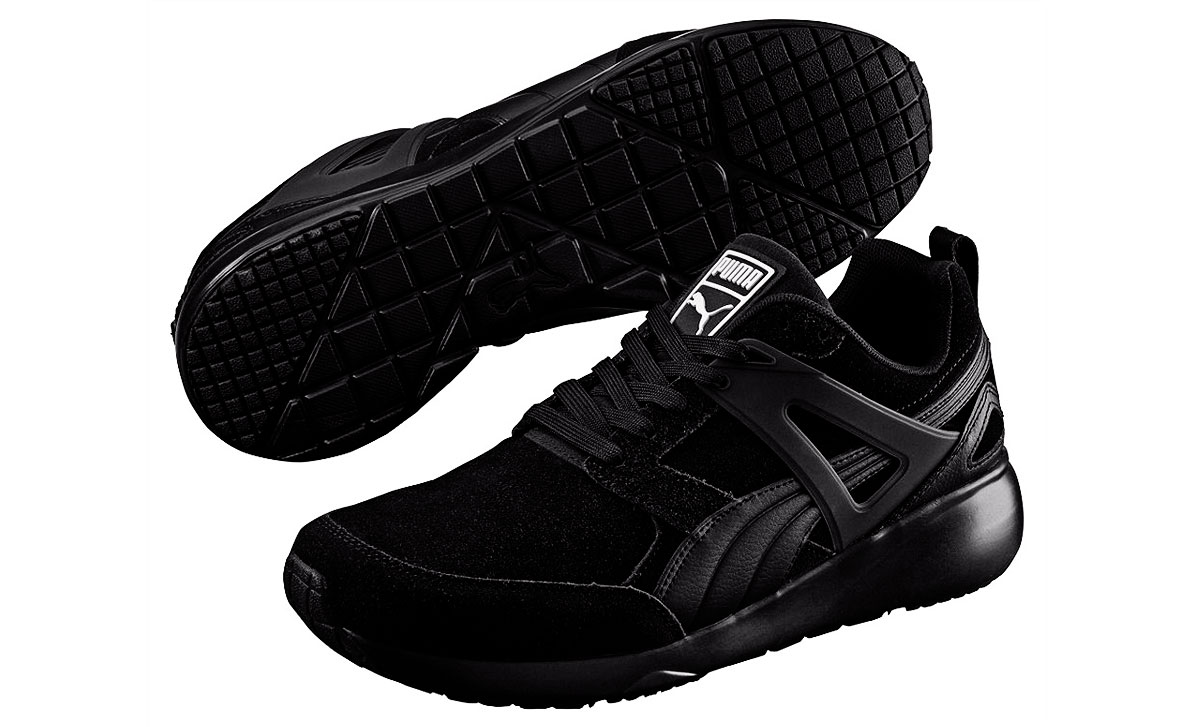 black suede sneakers Puma Aril