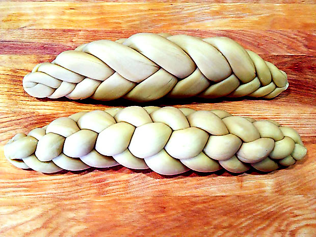 challah braided bread