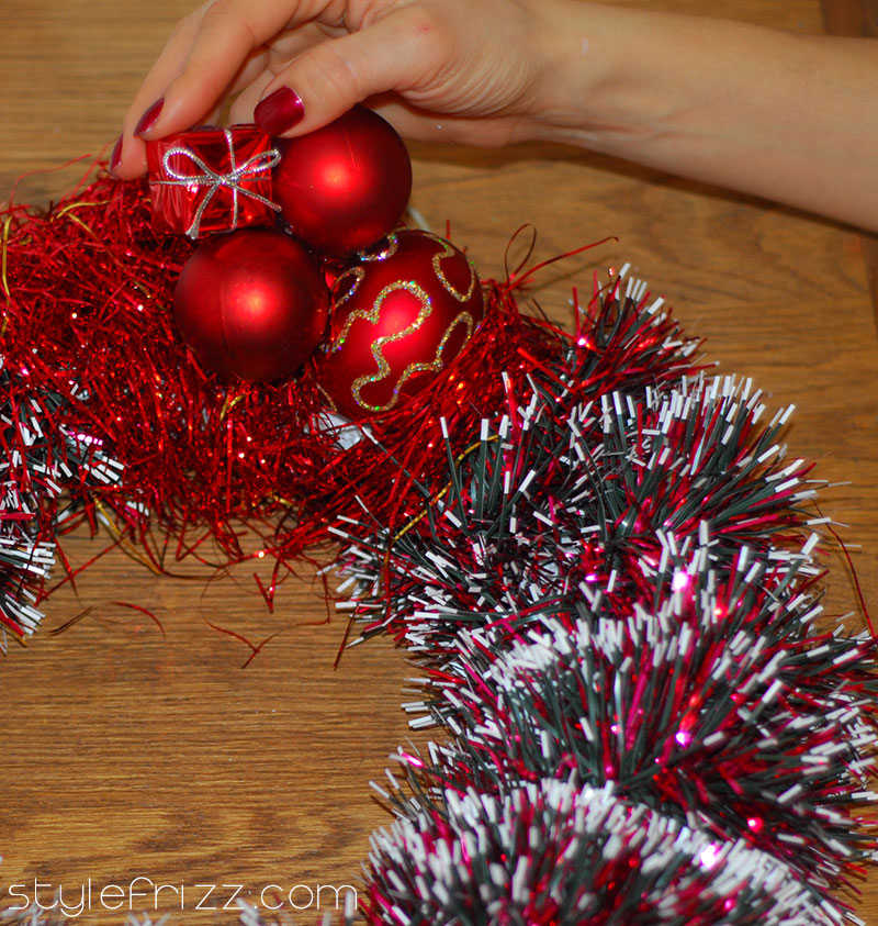 DIY wreaths glue ornaments