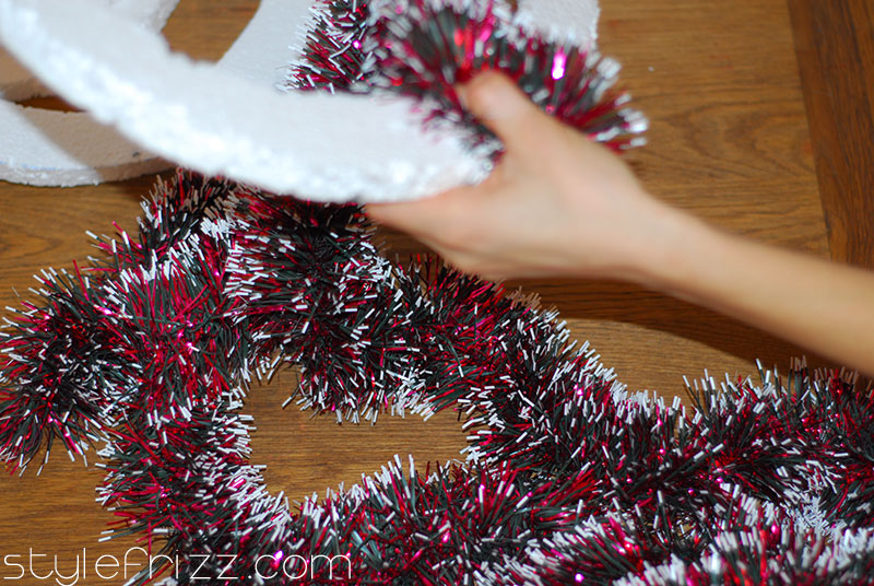 DIY wreaths wrap garland on circle