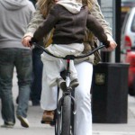 Elle Mcpherson son Cy cycling