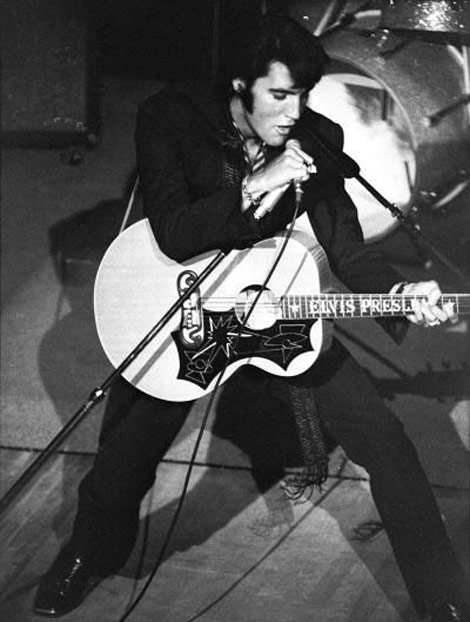 Elvis Presley bw photo