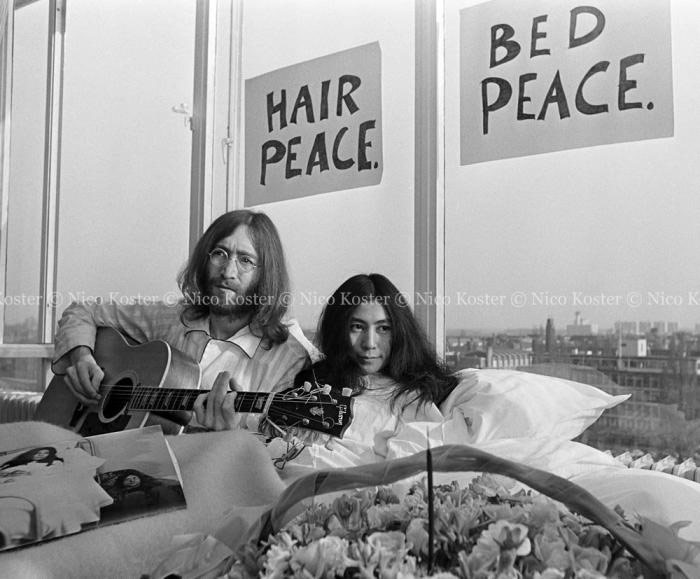 John Lennon Yoko Ono Hotel Room 6