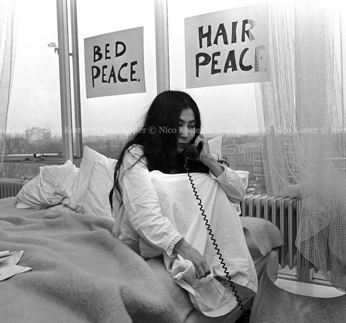 John Lennon Yoko Ono Hotel Room 7