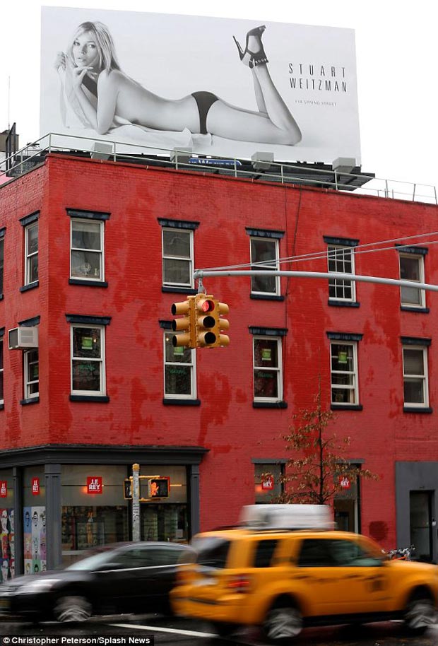 Kate Moss Stuart Weitzman Shoes Sans Clothes Giant Ad Poster