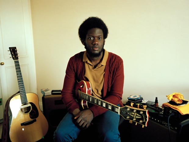 Michael Kiwanuka and his guitar
