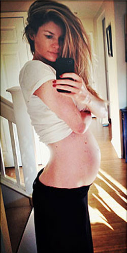 pregnant Marisa Miller s baby bump
